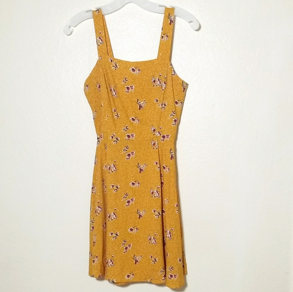 Wild Fable Yellow Floral Tie Back Dress - Picture 4 of 6